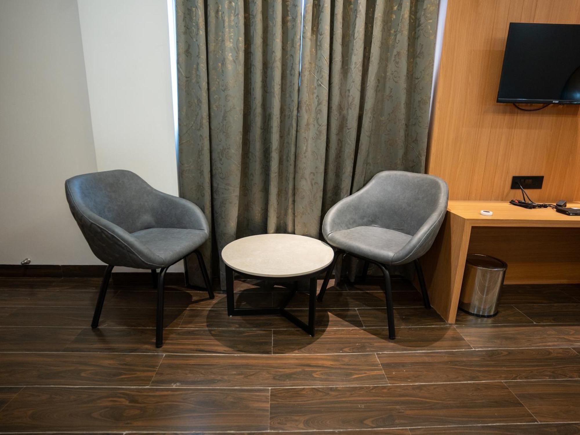 אינדורה Hotel Alba Inn, מראה חיצוני תמונה
